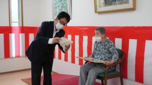 満100歳祝い　田中　様　写真